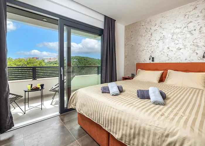 度假居 Gorgeous In 诺维·维诺多尔斯基